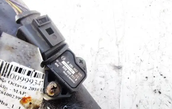 Skoda Octavia Mk2 (1Z) Air pressure sensor 0281002399 038906051b