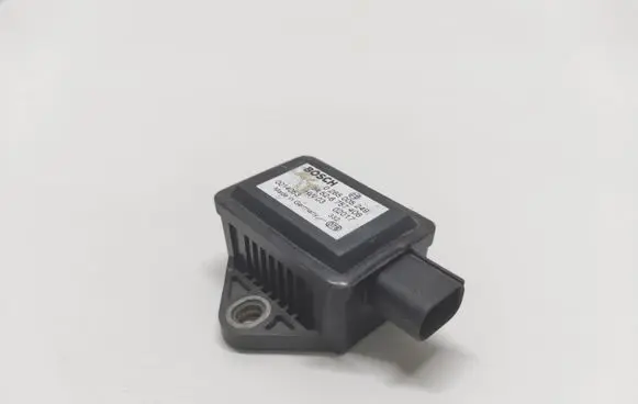 BMW 7 E65 E66 ESP acceleration yaw rate sensor 0265005249 34526757406