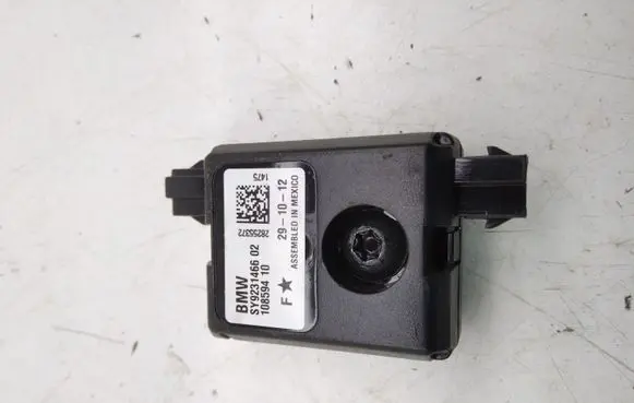 BMW 3 F30 F35 F31 Aerial antenna amplifier 10859410