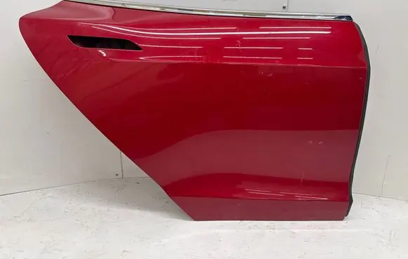 Tesla Model S Rear door