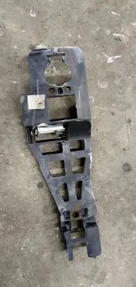 Rear door exterior handle/bracket