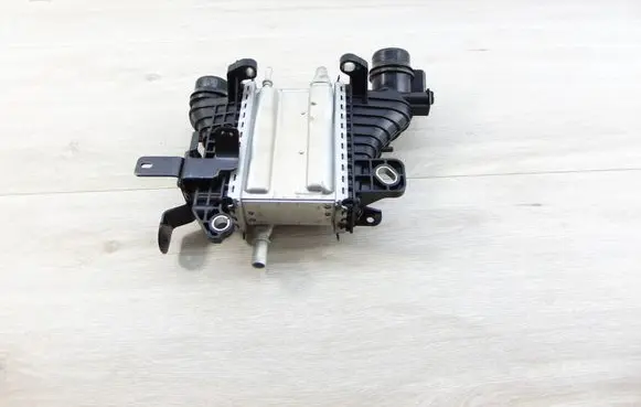 Renault Megane IV Intercooler radiator 144967867R KL177004 0050455