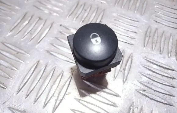 Citroen Xsara Picasso Central locking switch button 
