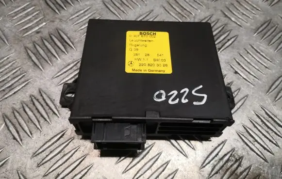 Mercedes-Benz S W220 Light module LCM 2208203026 A2208203026