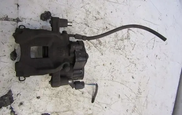 Ford Focus Rear brake caliper JX61-20252B