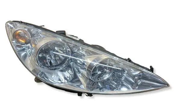 Peugeot 308 Headlight/headlamp 9674039780 967403978000