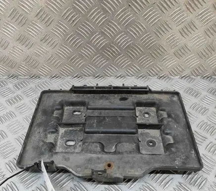 Hyundai H-1, Starex, Satellite Battery box tray 371504H100