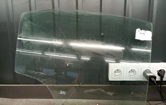 Mazda 6 Rear side window