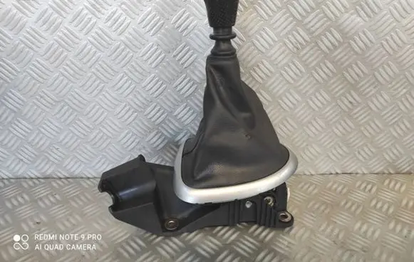 Nissan Qashqai Gear shifter/selector JD200