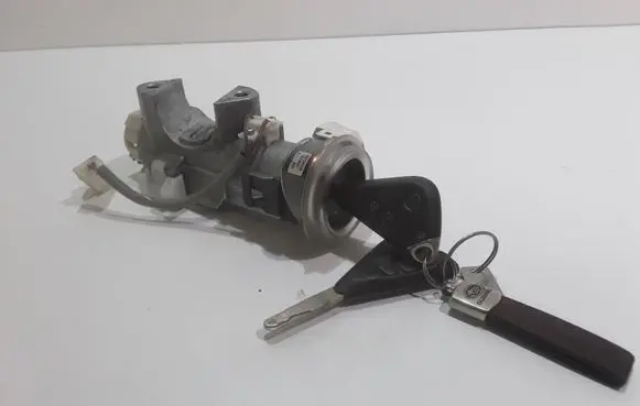 Subaru Legacy Ignition lock