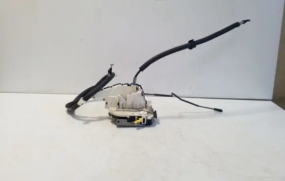Maserati Ghibli Front door lock 673007276