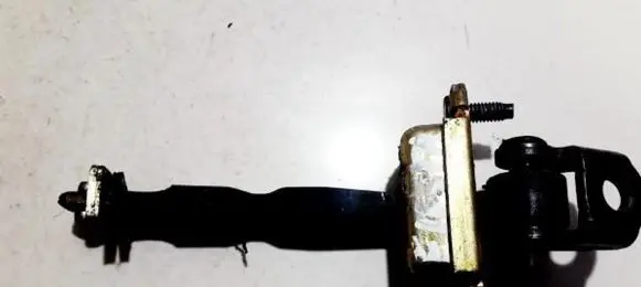 Ford Fiesta Front door check strap stopper 