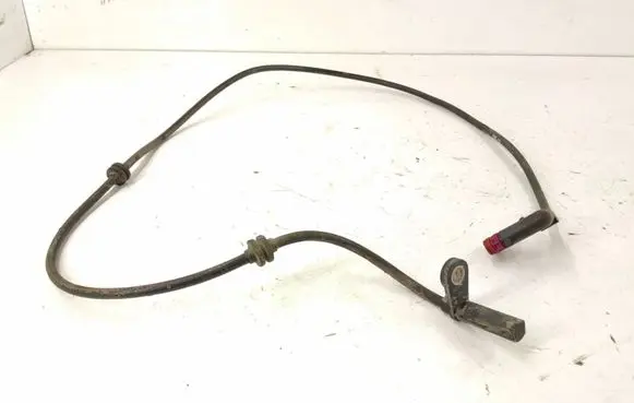 Mercedes-Benz C W204 ABS rear brake sensor A2045400317 2045400317