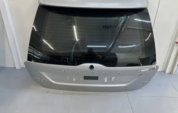 Tailgate/trunk/boot lid