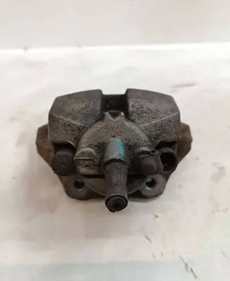 BMW X5 E70 Front brake caliper 8947