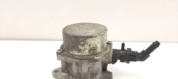 Nissan NV200 Vacuum pump