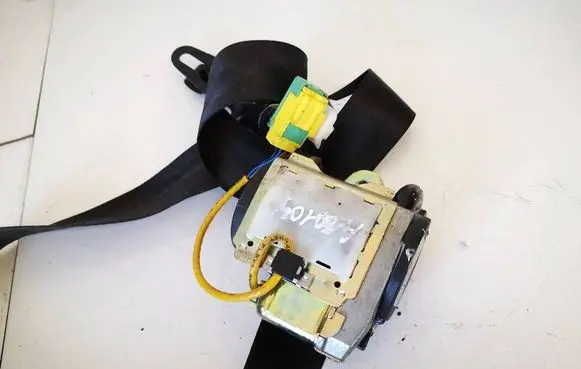 Volkswagen Touareg I Front seatbelt 7l0857705d