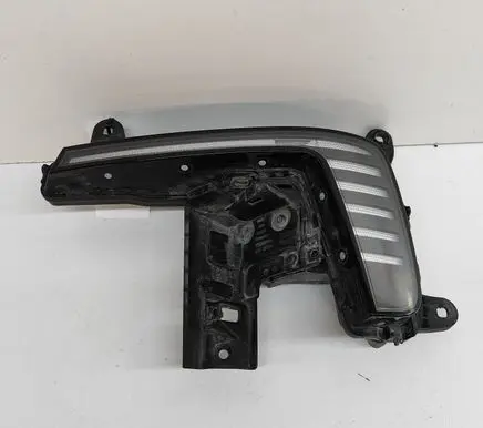 Audi Q7 4M Front fog light 4M0941055