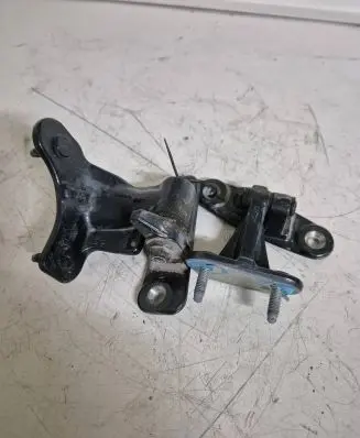 Rear door upper hinge