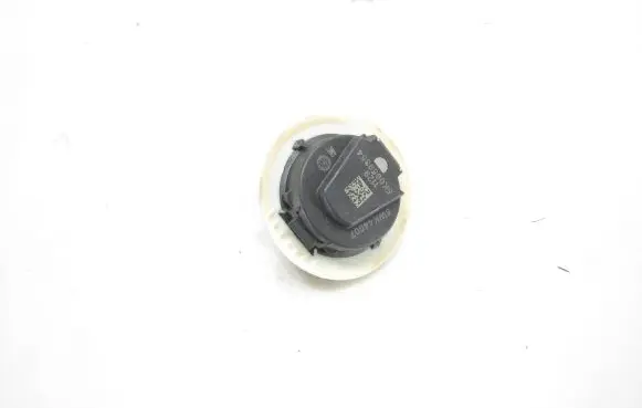 Volkswagen Jetta VI Airbag deployment crash/impact sensor 5K0959354 1129