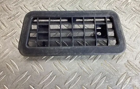 Lexus RX 450H Quarter panel pressure vent 6365548050