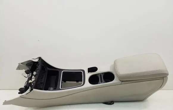 Mercedes-Benz CLA C117 X117 W117 Armrest