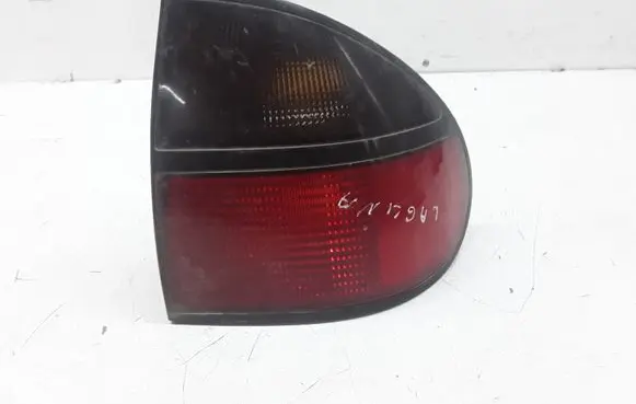 Renault Laguna I Rear/tail lights 7700820051