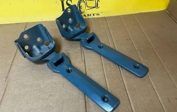 Ford Bronco Tailgate/trunk/boot hinge M2DBS429A14 M2DBS42982