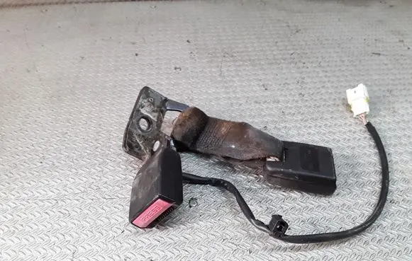 Citroen C4 I Middle seatbelt buckle (rear) 