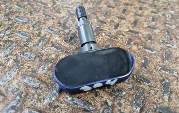 Tesla Model Y Tire pressure sensor 149070101D 1472547G