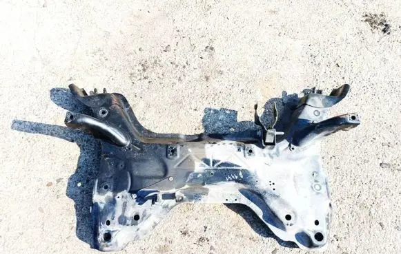 Citroen C4 II Front subframe