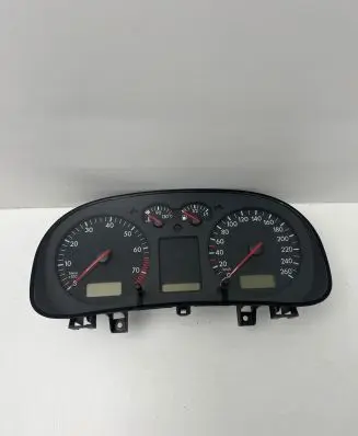 Volkswagen Golf IV Speedometer (instrument cluster) 1036045007