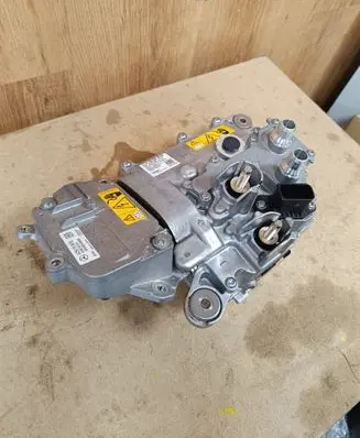 Mercedes-Benz GLS X167 Voltage converter inverter A2569004600 A2569013200 A2561510002