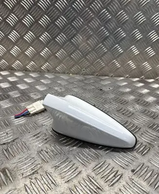 Hyundai Santa Fe Aerial GPS antenna 96210S1450