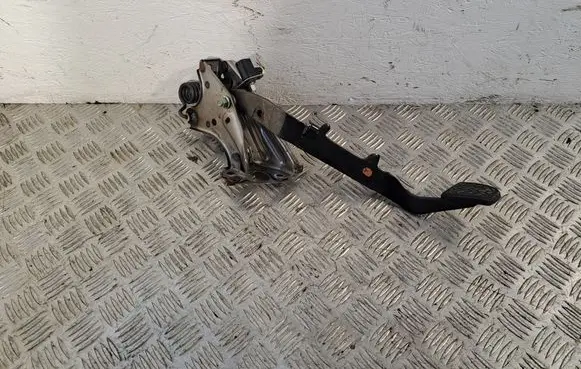 Clutch pedal