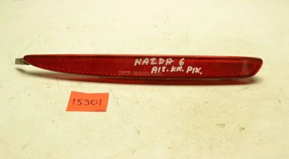Rear tail light reflector