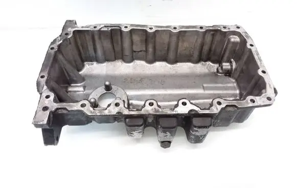 Oil sump