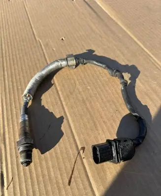 BMW X1 E84 Lambda probe sensor 7570104