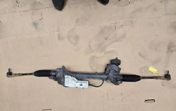 Volkswagen PASSAT B7 Steering rack 3AB423050E