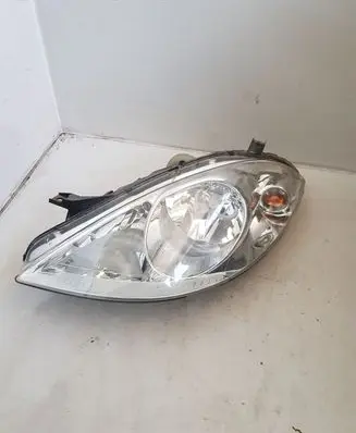 Mercedes-Benz A W169 Headlight/headlamp A1698200161 03C1197201