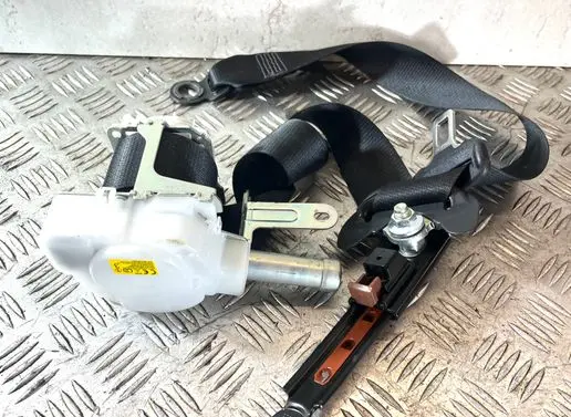 Toyota RAV 4 (XA50) Front seatbelt 7X4150P 7X4150