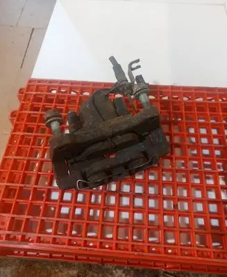 Audi A6 S6 C6 4F Front brake caliper