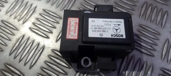 Mercedes-Benz E W210 ESP acceleration yaw rate sensor 0265005230 0005422481