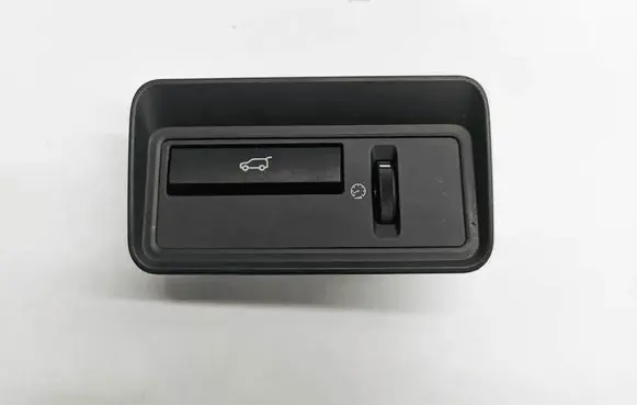 Tailgate opening switch