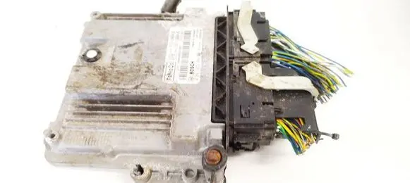Ford Focus Engine control unit/module F1F112A650SA