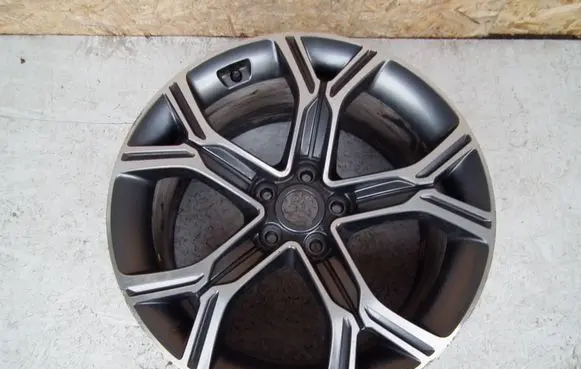 KIA Stinger R19 alloy rim 52910J5260