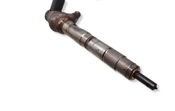 Volkswagen Caddy Fuel injector 04L130277AC