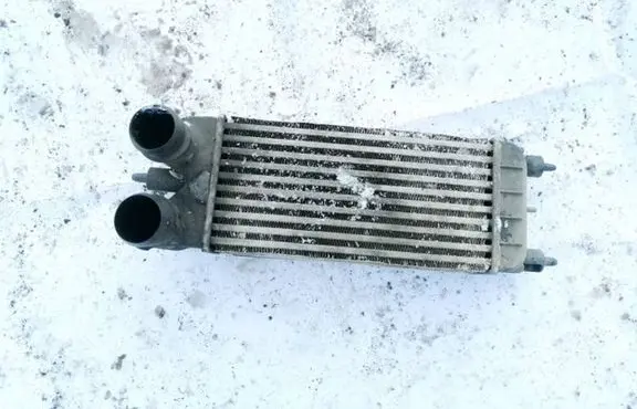 Peugeot 508 Intercooler radiator p9684946380 m144207c