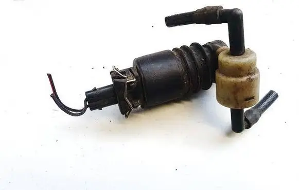 Opel Astra H Windscreen/windshield washer pump