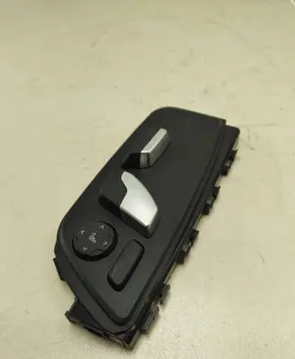 BMW 5 G30 G31 G38 Seat control switch 9384913